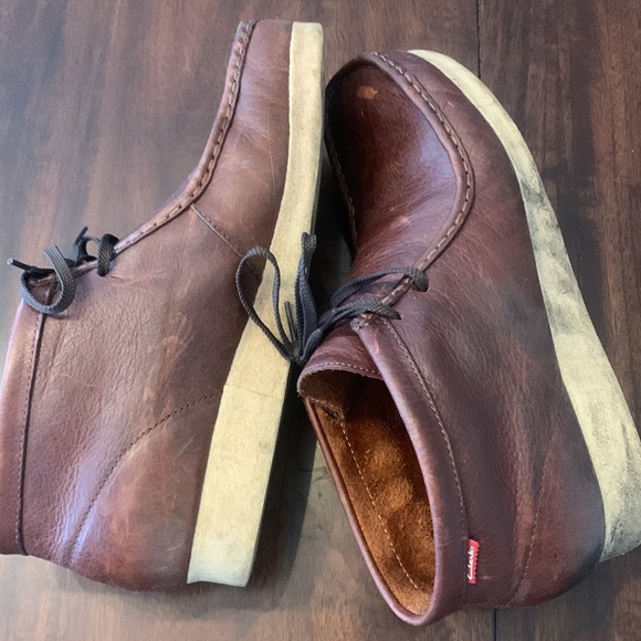 Clarks High Top Burgundy Wallabee Chukka Burgundy - Picture 4 of 7